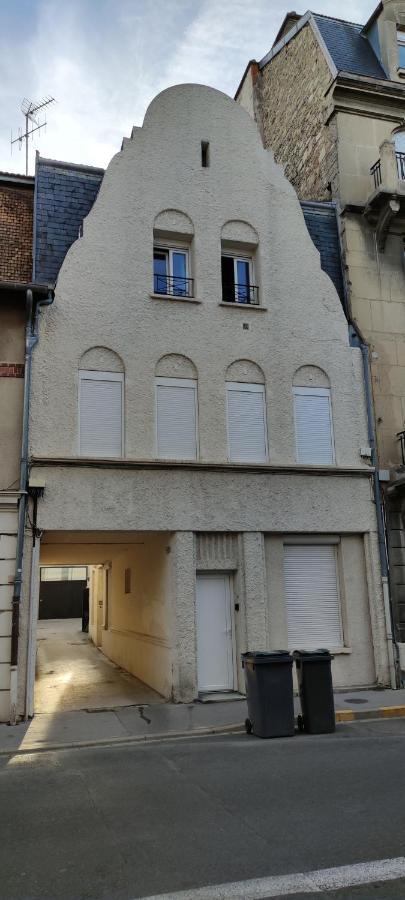 Le Barbatre *